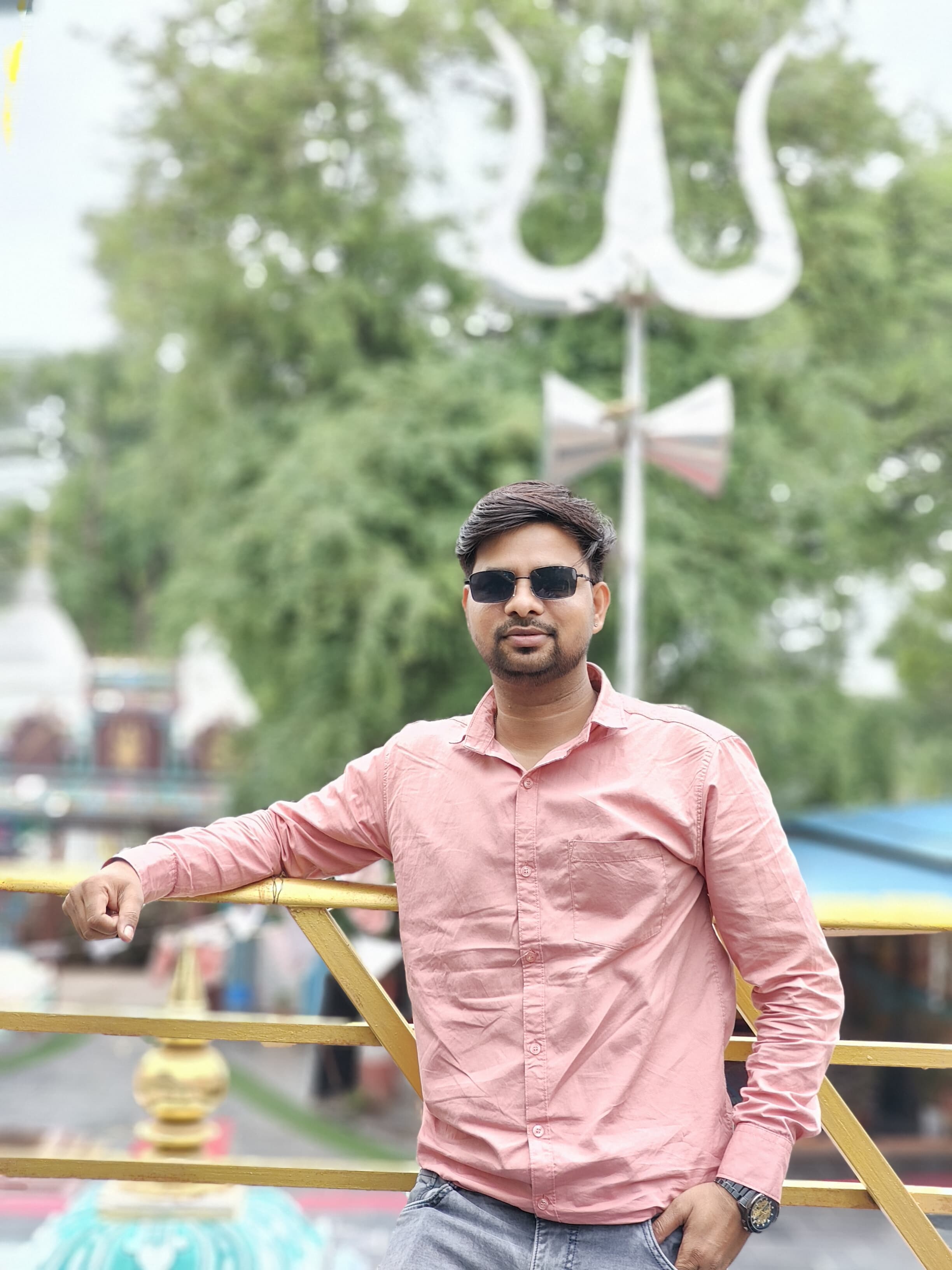 Biodata Image