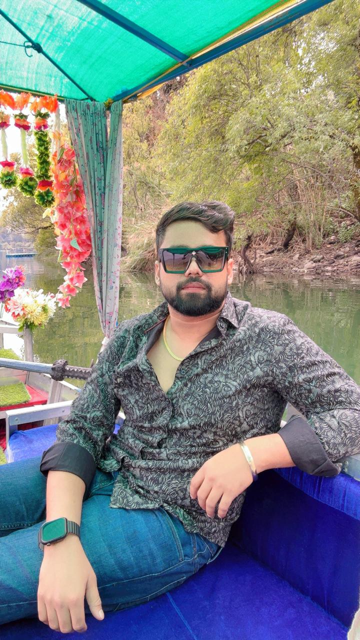 Biodata Image