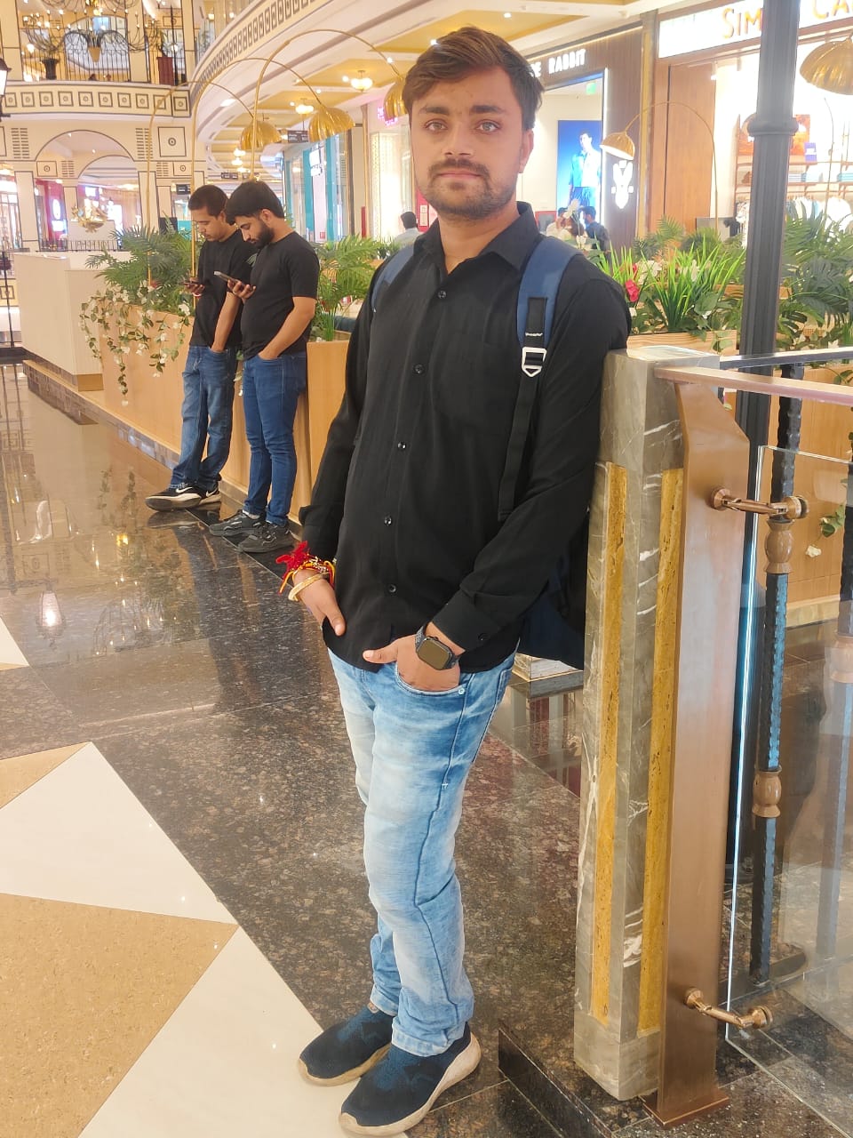 Biodata Image