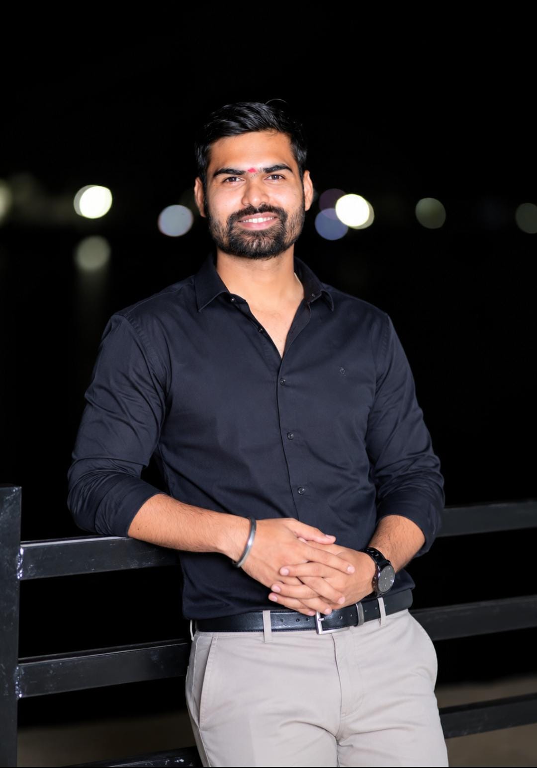 Biodata Image